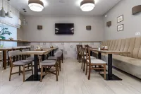 Старый Дворик на Орловской - Завтрак