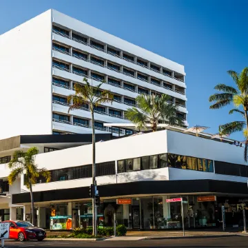 The Benson Hotel Отели в г. Кэрнс