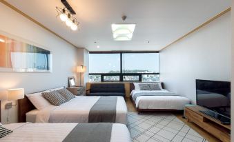 Willow House Hongdae