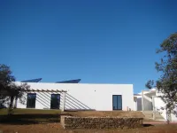 Montimerso Skyscape Countryhouse - parking
