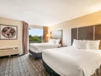 Ramada Plaza by Wyndham Niagara Falls Отели рядом с достопримечательностью «Ландис-Лейн»