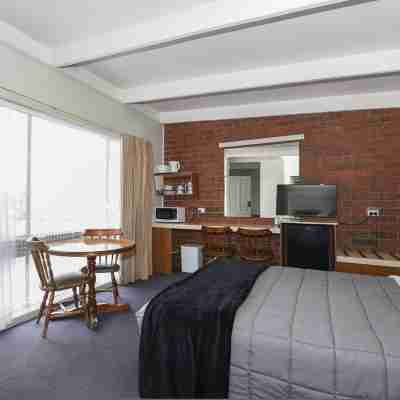 Abbotswood Motor Inn Rooms