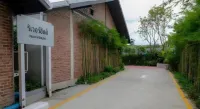 RiverHills Resort
