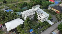 Akkaw Baler Hometel - Parkplatz