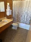 Glacier View Inn - Motels