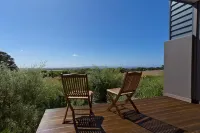 Cosy Corner Sea View Apartments - Holiday Apartments