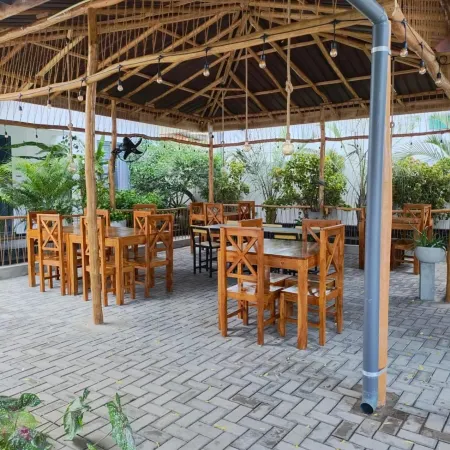 Neem Tree House, Trincomalee