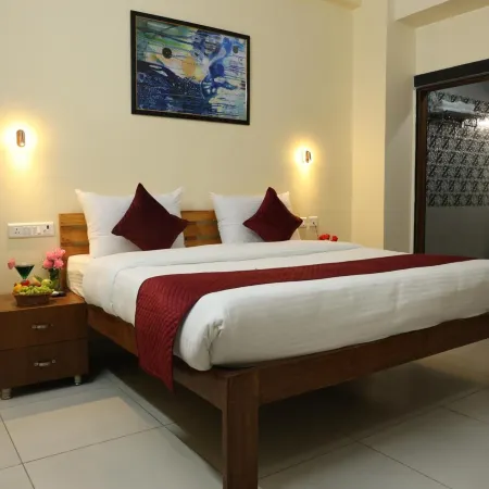 Hotel City View Inn Отели рядом с достопримечательностью «Лекционный зал Birla Auditorium»