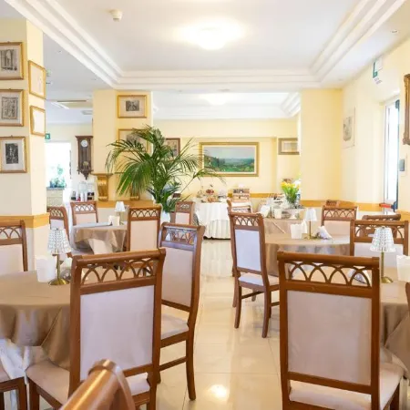 Hotel Ariella