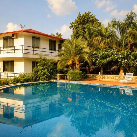 The HighGarden Resort