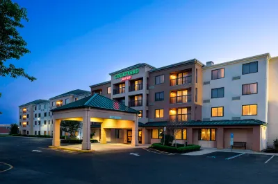 Courtyard Cranbury South Brunswick Hotels in Monroe Township
