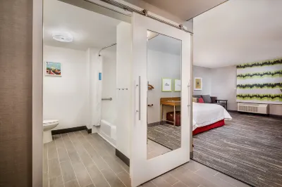 Hampton Inn Paramus Hotels in Paramus