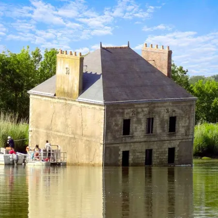 Ibis Nantes la Beaujoire Parc Expo Отели рядом с достопримечательностью «Станция Haluchère-Batignolles»
