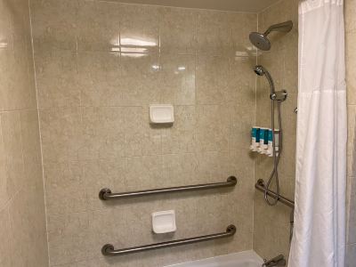 Other Drury Inn & Suites Detroit Troy Photo