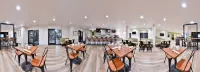 Holiday Inn & Suites DALLAS-ADDISON by IHG - breakfast