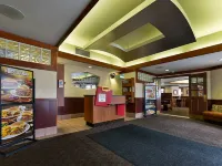 Howard Johnson Plaza by Wyndham by the Falls / Niagara Falls Hotels in Niagara Falls