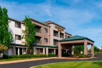 Courtyard St. Louis Airport/Earth City Hotels in Bridgeton