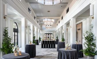 The Vinoy Resort & Golf Club, Autograph Collection