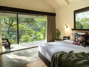 Blanket Days Resort and Spa