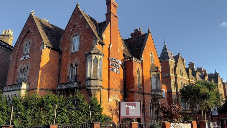 The Corner House Hotel