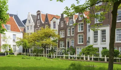 Hotel Fine Harmony Hotel in zona Scheepvaarthuis