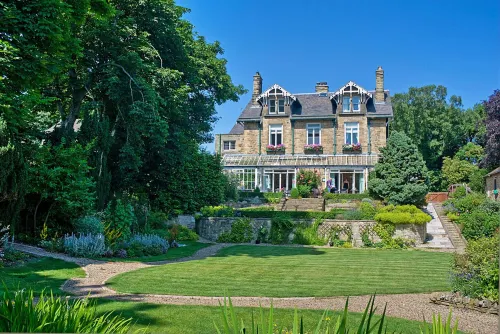 Fairfield House - 5-Star