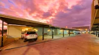 Drovers Motor Inn - Motels