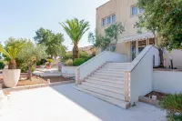 Dimora Lucia Hotel Hotels in Crispiano