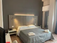 Hotel Lukas Vegetarian & Vegan - parking