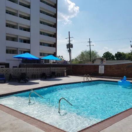 Alder Hotel Uptown New Orleans Отели рядом с достопримечательностью «Одубон Парк»