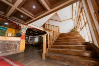 Buddha Retreat Hotels in Ravangla