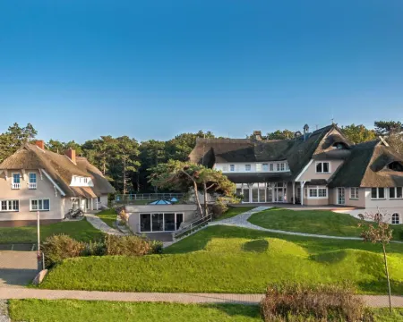 Strandhaus Ahrenshoop Hotels in Ahrenshoop