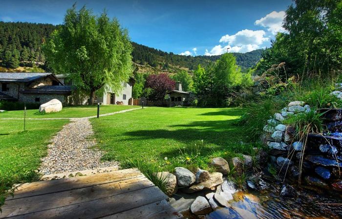Les Pardines 1819 Mountain Suites & Spa