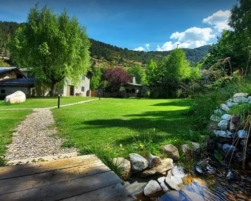 Les Pardines 1819 Mountain Suites & Spa Hotels in Encamp