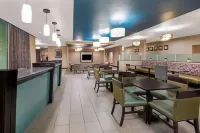 La Quinta Inn & Suites by Wyndham Durant - breakfast