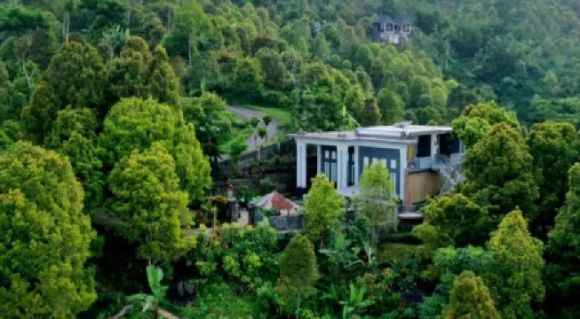 La Montaña Отели рядом с достопримечательностью «Водопад Мундук»