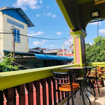 Golden Papaya Guesthouse