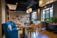 Green Flow Hotel - Mountain view