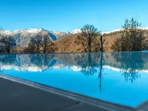 Green Flow Hotel