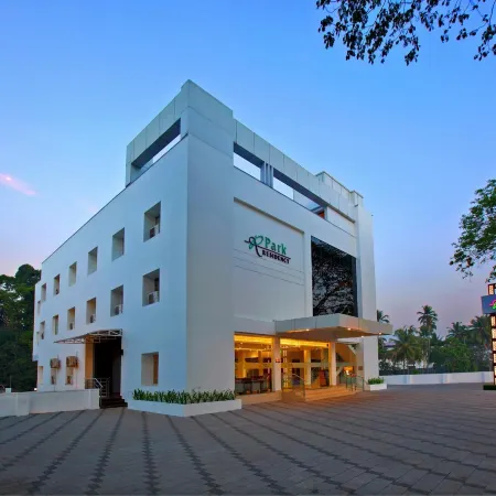 Hotel Park Residency Kuttiyadi