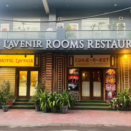Hotel Lavenir