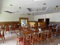 Hotel Lakeview Hotels in Ooty