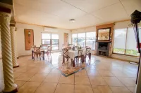 Casa Blanca Boutique Hotel Pension - servizio colazione
