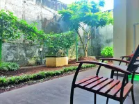 Homestay Parikesit Rent Full House - Villas