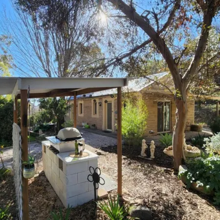 Riesling Trail & Clare Valley Cottages Отели в г. Клэр