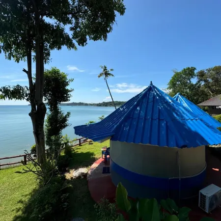 Koh Mak Buri Hut Natural Resort
