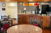 Super 8 by Wyndham Gloucester Hotels in Mt Ephraim