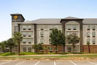 La Quinta Inn & Suites by Wyndham San Antonio N Stone Oak Hotels in San Antonio