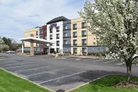 Fairfield Inn Binghamton فنادق في بينغامتون