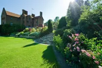 Lingfield Park Marriott Hotel & Country Club Hotels in 